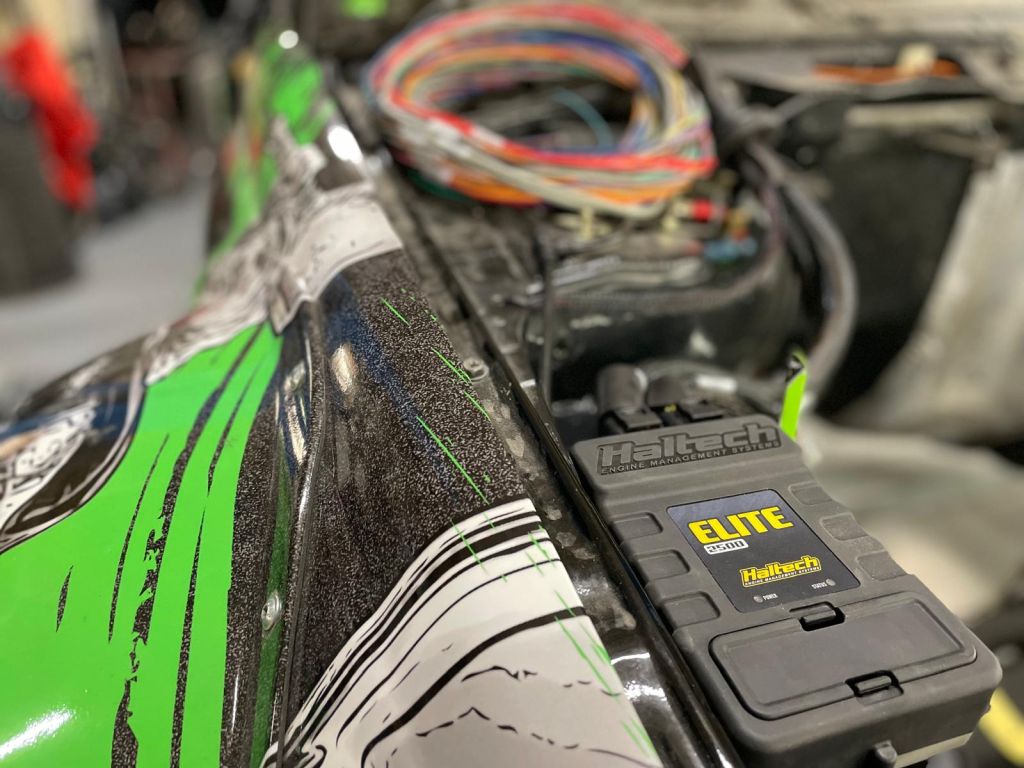 ECU-Haltech 2500 sur Nissan Sunny avec RB26